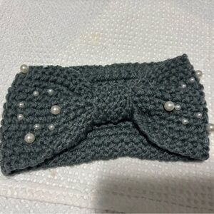 Gray Knitted Headband with Pearls